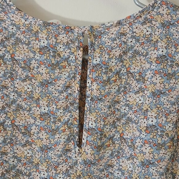 Sienna Sky ladies pastel floral blouse - size small - Picture 7 of 8